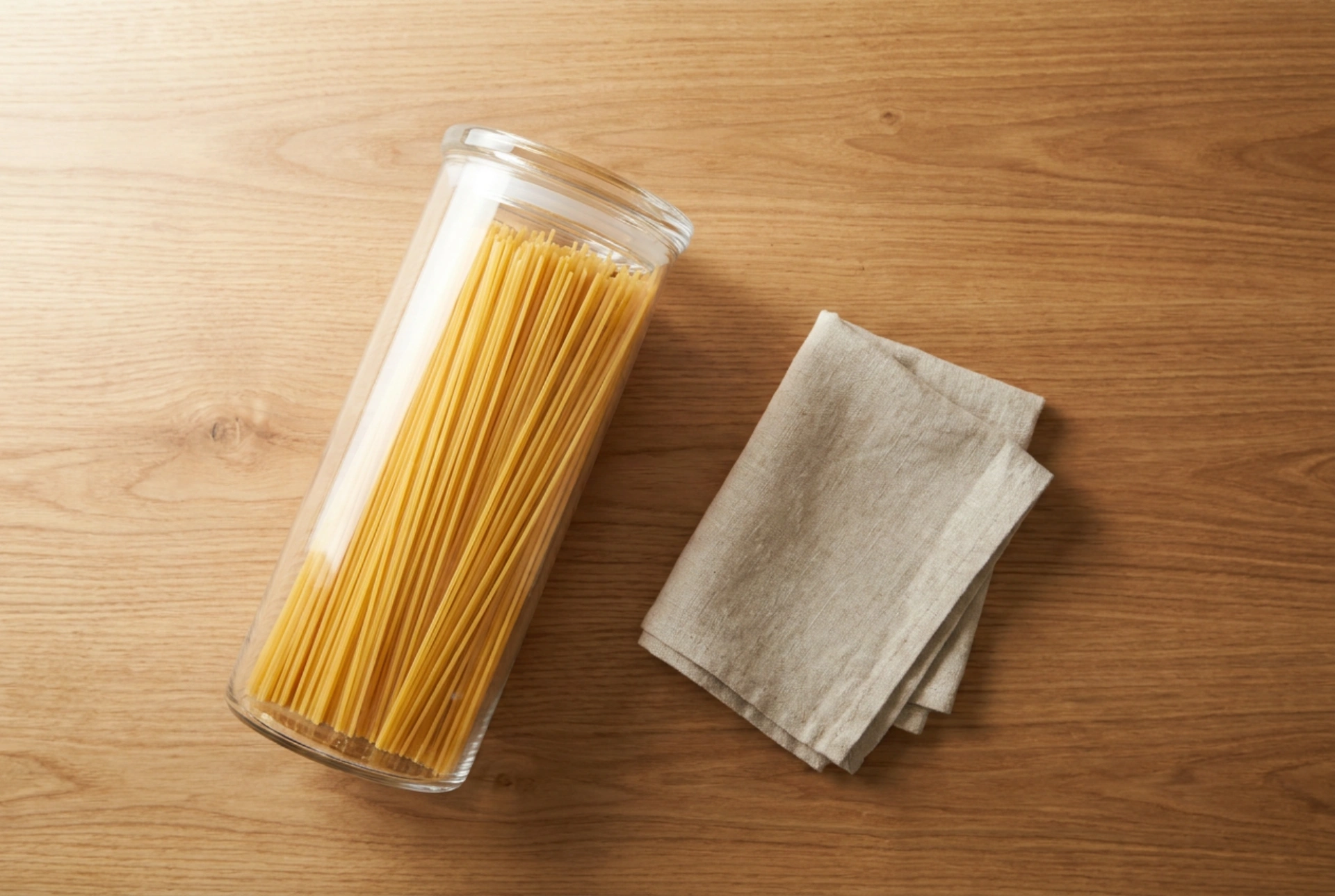 Cum se depozitează corect pastele spaghetti: Alegerea recipientului ideal pentru prospețime maximă